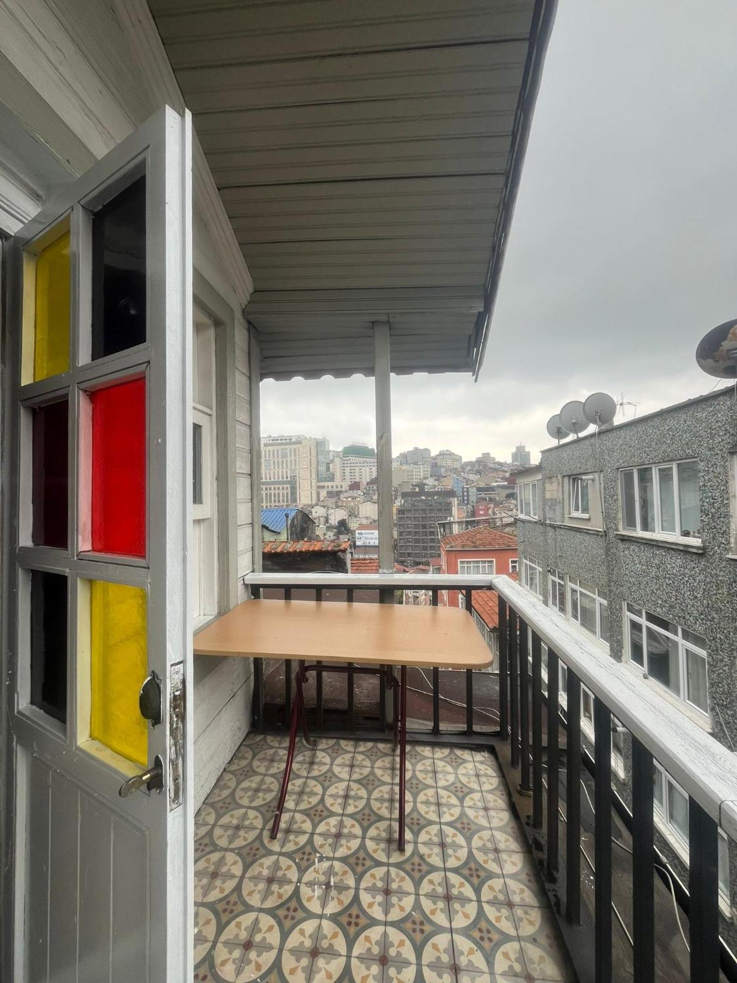 Cinar Apart, Istanbul